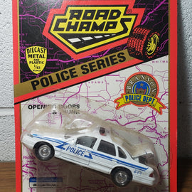 1/43rd scale Branson, Missouri Police older Ford Crown Victoria