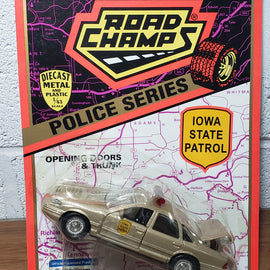 1/43rd scale Iowa State Patrol older Ford Crown Victoria