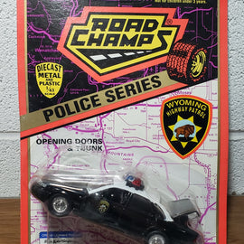 1/43rd scale Wyoming Highway Patrol older Ford Crown Victoria
