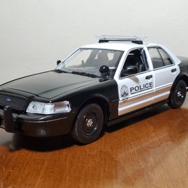 Custom 1/24th scale Austin, Texas Police Ford Crown Victoria Police Interceptor diecast car