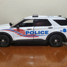 Custom 1/24th scale Washington, DC Metro Police 2022 Ford Police Interceptor Utility