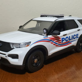 Custom 1/24th scale Washington, DC Metro Police 2022 Ford Police Interceptor Utility