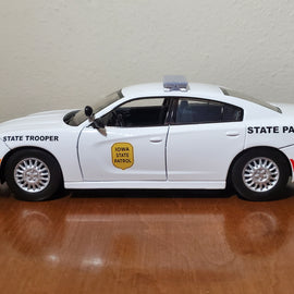 Custom 1/24th scale Iowa State Patrol 2022 Dodge Charger Pursuit