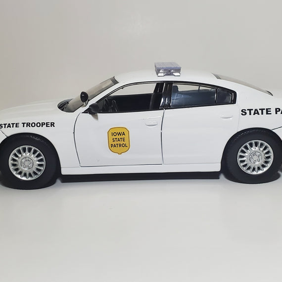 Custom 1/24th scale Iowa State Patrol 2022 Dodge Charger Pursuit