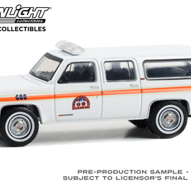 #30446 - 1/64th scale NYC EMS 1991 GMC Suburban  ***HOBBY EXCLUSIVE***