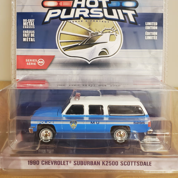 #43040-D - 1/64th scale NYPD 1990 Chevrolet Suburban K2500 Scottsdale