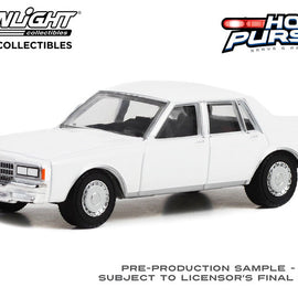 #43005A - 1/64th scale 1980-1990 Chevrolet Caprice (white)  ***HOBBY EXCLUSIVE***  WITHOUT LIGHTBAR OR PUSHBAR