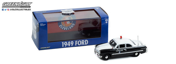 #86635 - 1/43rd scale Cleveland, Ohio Police 1949 Ford Sedan