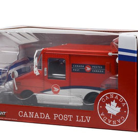 #84108 - 1/24th scale Canada Post Long-Life Postal Delivery Vehicle (LLV)