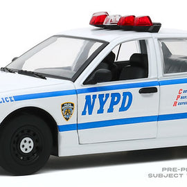 #85513 1/24th scale NYPD 2011 Ford Crown Victoria Police Interceptor