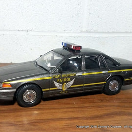 1/24th scale Ohio State Highway Patrol 1996 Ford Crown Victoria model