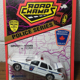 1/43rd scale Niagara Regional Police Canada older Ford Crown Victoria