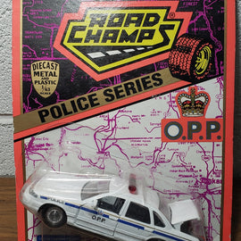 1/43rd scale Ontario Provincial Police (O.P.P.) older Ford Crown Victoria