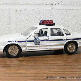 1/43rd scale United States Park Police older Ford Crown Victoria LOOSE